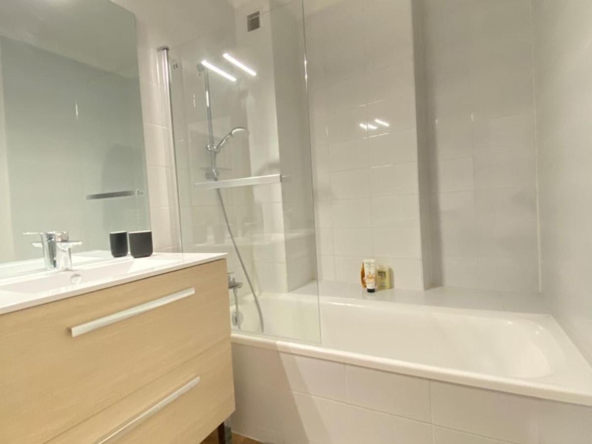 Charmant T3 Renove En Centre-Ville D'Annecy Avec Balcon, Ascenseur Et Parking Prive - Fr-1-432-83 Dış mekan fotoğraf